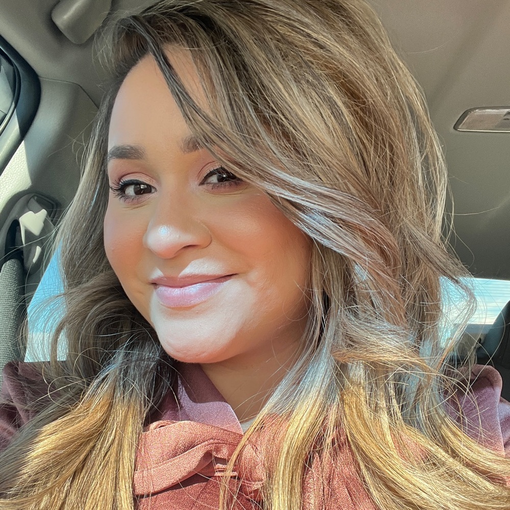 Meet your Posher, Cristal